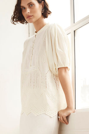 gleam top - cream broderie