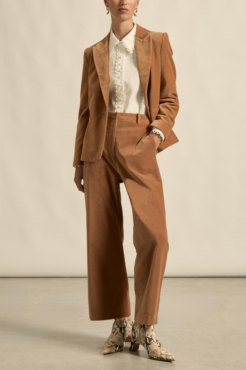 meridian pant - caramel velvet