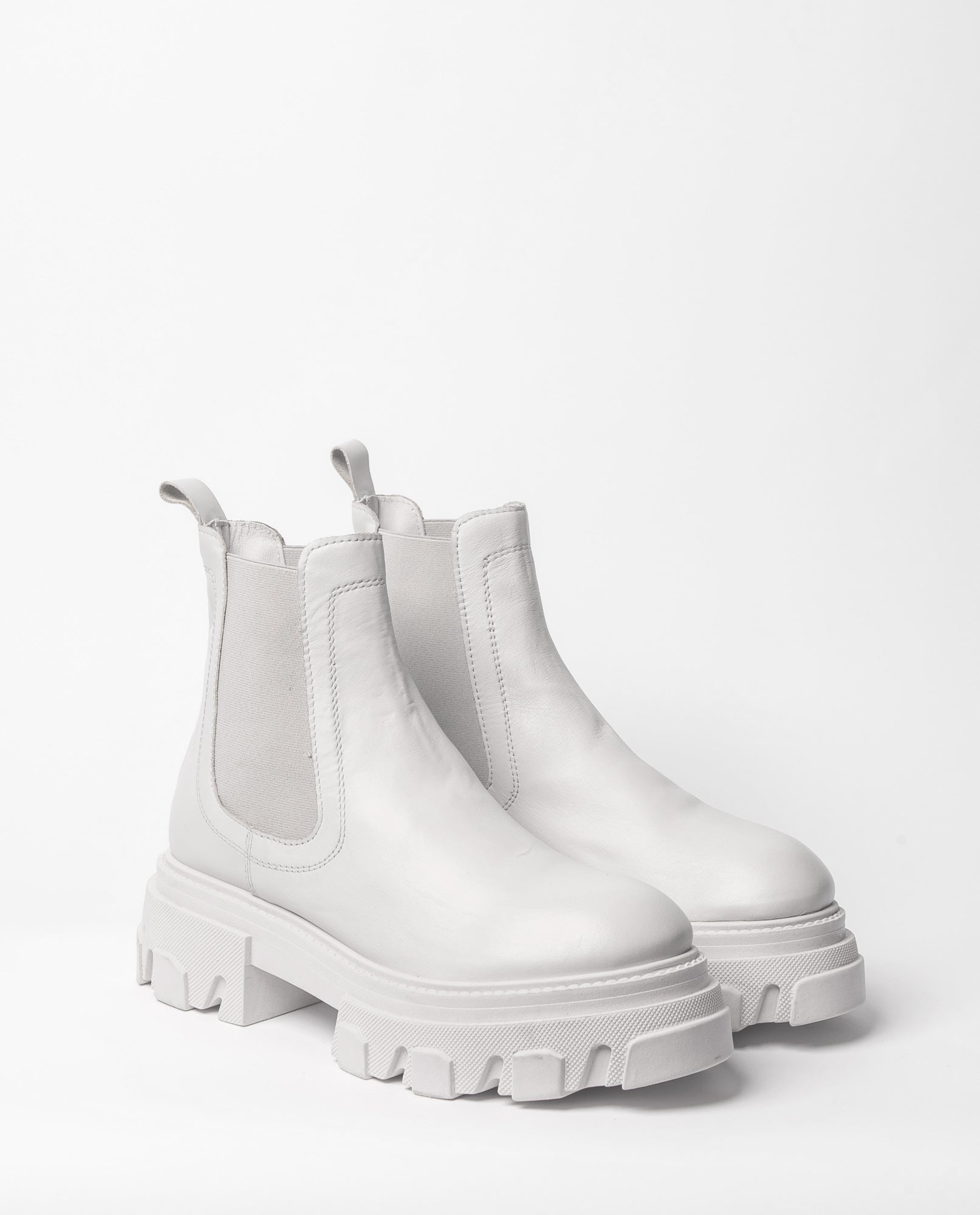 sprite boot - white